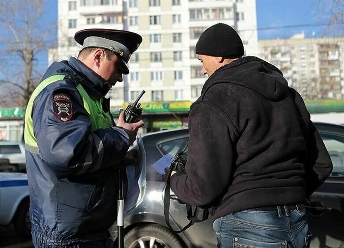 Почему опасно ездить на автомобиле с запретом на регистрационные действия?